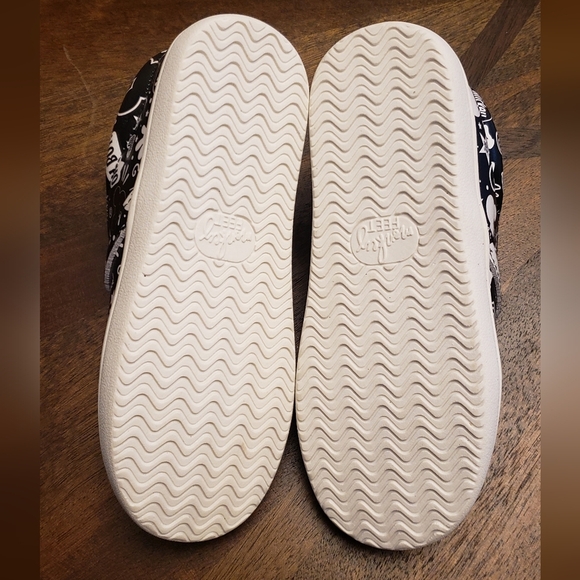 Disney Kids Shoes Mickey Mouse Black and White Size 13 - Picture 15 of 16